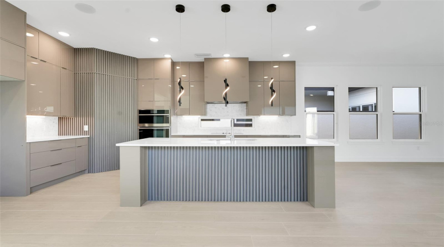 DAVENPORT, Florida 33837, 3 Bedrooms Bedrooms, ,3 BathroomsBathrooms,Residential,For Sale,KENSINGTON,0,MFRO6378045