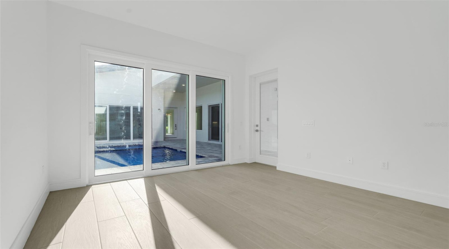 DAVENPORT, Florida 33837, 3 Bedrooms Bedrooms, ,3 BathroomsBathrooms,Residential,For Sale,KENSINGTON,0,MFRO6378045