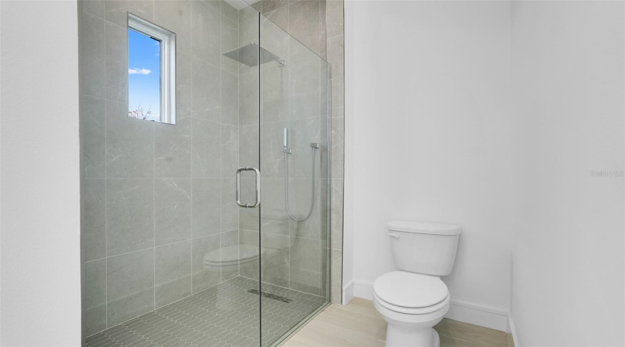 DAVENPORT, Florida 33837, 3 Bedrooms Bedrooms, ,3 BathroomsBathrooms,Residential,For Sale,KENSINGTON,0,MFRO6378045