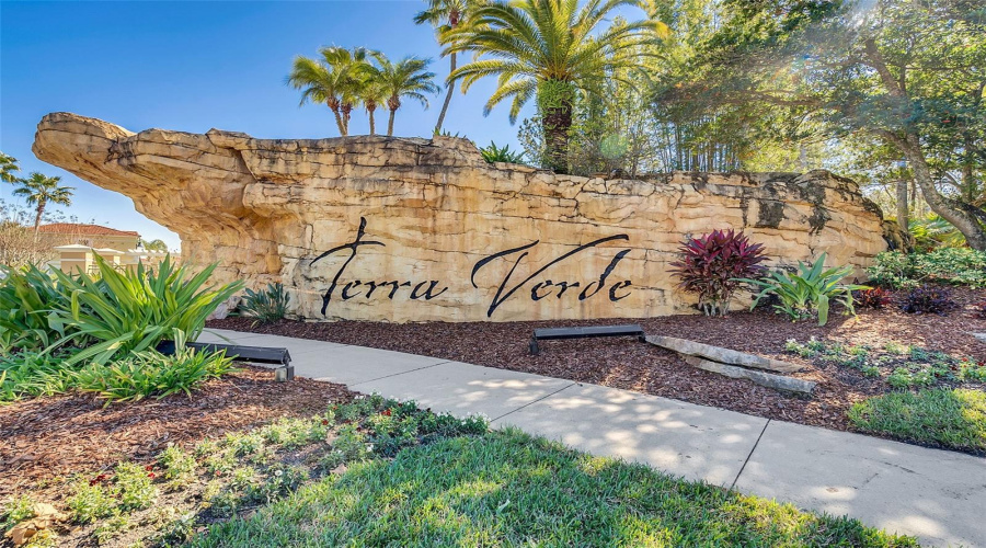 KISSIMMEE, Florida 34746, 5 Bedrooms Bedrooms, ,3 BathroomsBathrooms,Residential,For Sale,GOLDEN BEACH,0,MFRS5142740