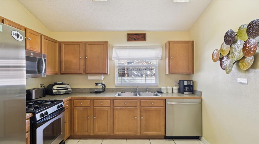 KISSIMMEE, Florida 34747, 6 Bedrooms Bedrooms, ,4 BathroomsBathrooms,Residential,For Sale,POMO,0,MFRS5142746