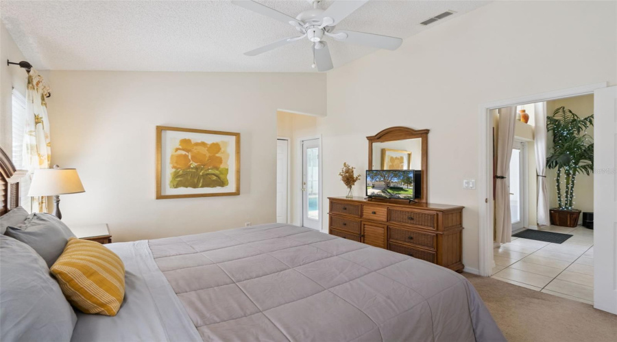 KISSIMMEE, Florida 34747, 6 Bedrooms Bedrooms, ,4 BathroomsBathrooms,Residential,For Sale,POMO,0,MFRS5142746