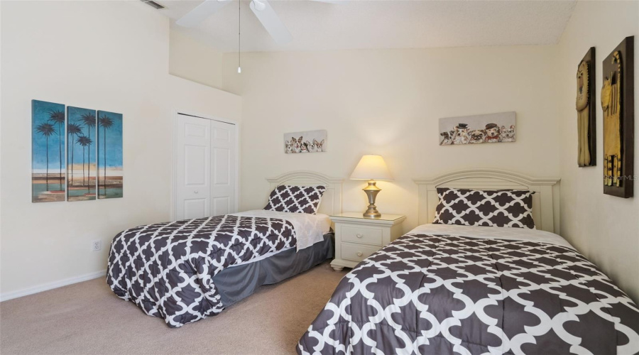 KISSIMMEE, Florida 34747, 6 Bedrooms Bedrooms, ,4 BathroomsBathrooms,Residential,For Sale,POMO,0,MFRS5142746