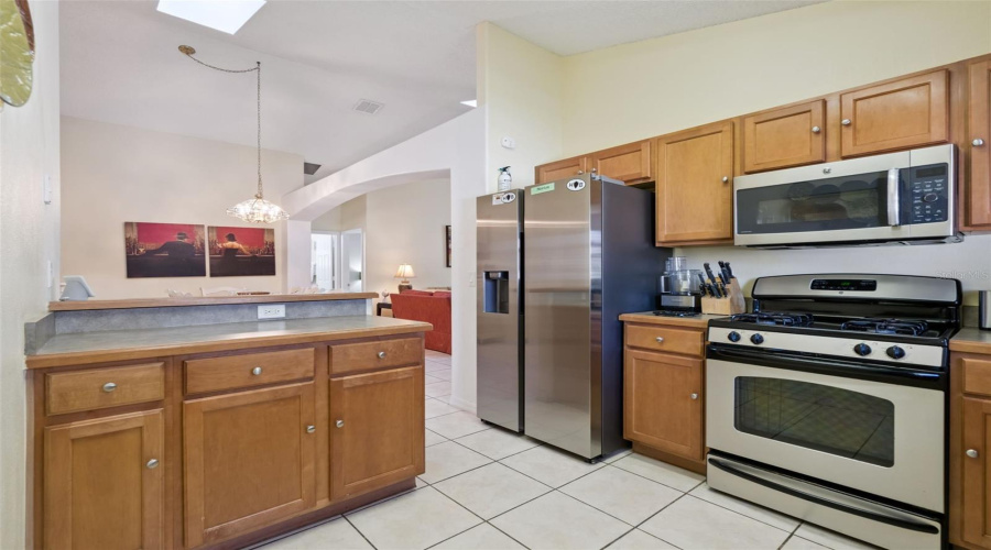 KISSIMMEE, Florida 34747, 6 Bedrooms Bedrooms, ,4 BathroomsBathrooms,Residential,For Sale,POMO,0,MFRS5142746