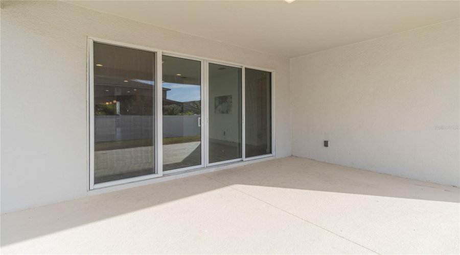 Covered lanai for outdoor living space