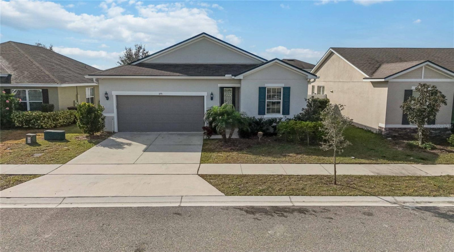 DAVENPORT, Florida 33837, 4 Bedrooms Bedrooms, ,2 BathroomsBathrooms,Residential,For Sale,BUCHANNAN,0,MFRO6377256