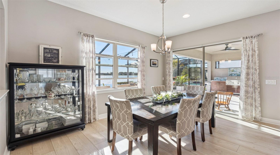 ORLANDO, Florida 32836, 4 Bedrooms Bedrooms, ,3 BathroomsBathrooms,Residential,For Sale,LEMON LAKE,0,MFRO6375590