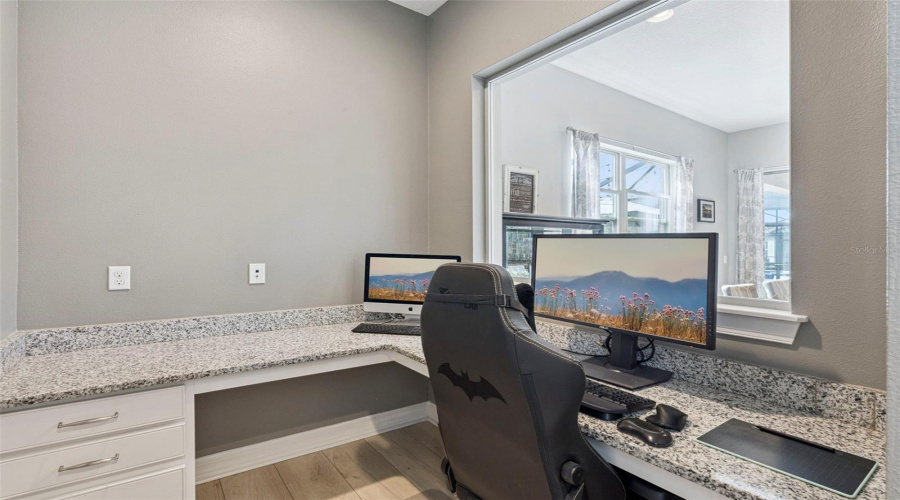 ORLANDO, Florida 32836, 4 Bedrooms Bedrooms, ,3 BathroomsBathrooms,Residential,For Sale,LEMON LAKE,0,MFRO6375590