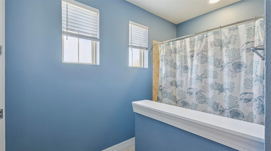 ORLANDO, Florida 32836, 4 Bedrooms Bedrooms, ,3 BathroomsBathrooms,Residential,For Sale,LEMON LAKE,0,MFRO6375590