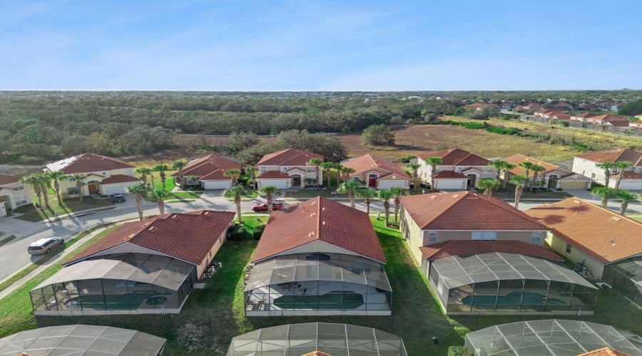 DAVENPORT, Florida 33837, 4 Bedrooms Bedrooms, ,3 BathroomsBathrooms,Residential,For Sale,ROSSO,0,MFRO6376151