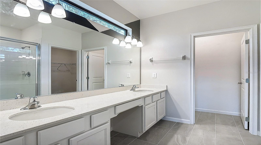 DAVENPORT, Florida 33837, 12 Bedrooms Bedrooms, ,11 BathroomsBathrooms,Residential,For Sale,BUTTERFLY ORCHID,0,MFRS5125097