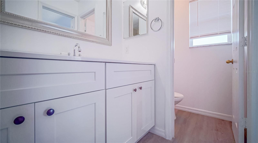 KISSIMMEE, Florida 34746, 3 Bedrooms Bedrooms, ,2 BathroomsBathrooms,Residential,For Sale,S BEACH CIRCLE,0,MFRS5138240