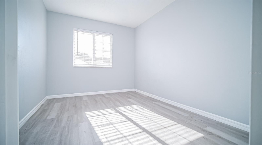 KISSIMMEE, Florida 34746, 3 Bedrooms Bedrooms, ,2 BathroomsBathrooms,Residential,For Sale,S BEACH CIRCLE,0,MFRS5138240