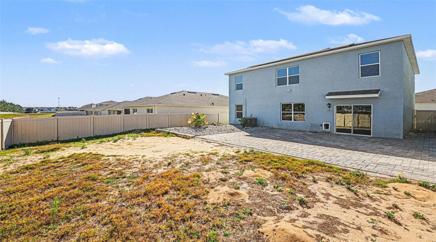 DAVENPORT, Florida 33837, 5 Bedrooms Bedrooms, ,3 BathroomsBathrooms,Residential,For Sale,SUGARWOOD,0,MFRTB8470294