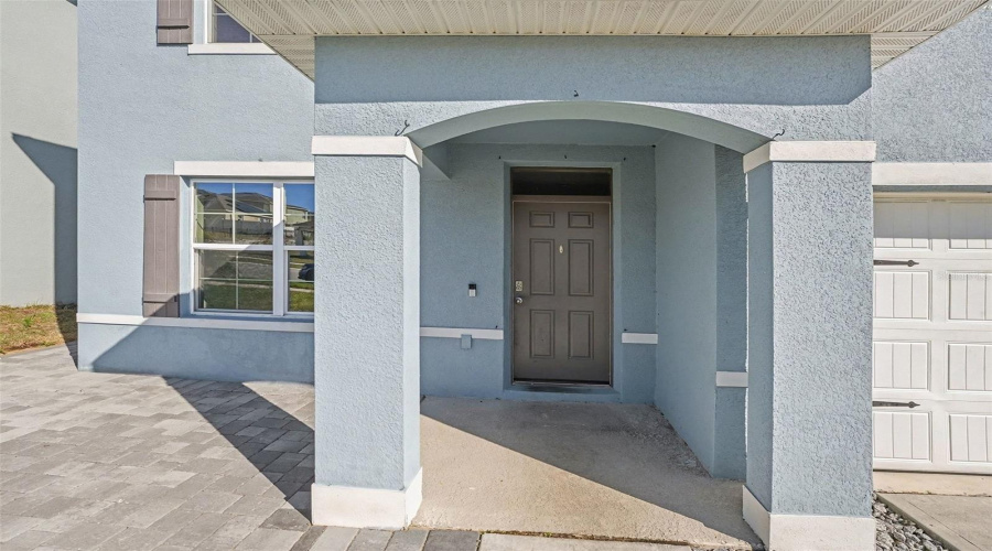 DAVENPORT, Florida 33837, 5 Bedrooms Bedrooms, ,3 BathroomsBathrooms,Residential,For Sale,SUGARWOOD,0,MFRTB8470294