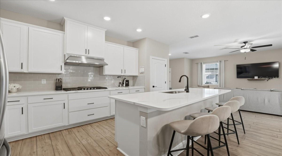 KISSIMMEE, Florida 34747, 5 Bedrooms Bedrooms, ,3 BathroomsBathrooms,Residential,For Sale,SOMERSWORTH,0,MFRO6378206