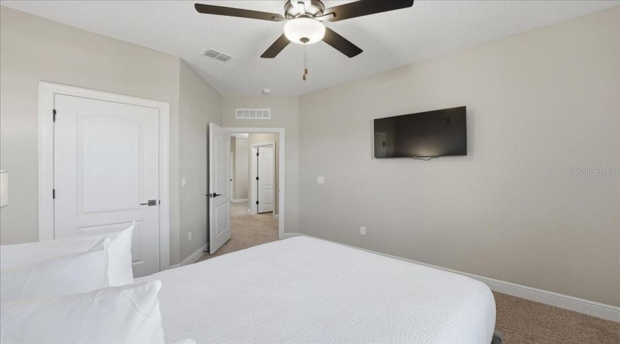 KISSIMMEE, Florida 34747, 5 Bedrooms Bedrooms, ,3 BathroomsBathrooms,Residential,For Sale,SOMERSWORTH,0,MFRO6378206