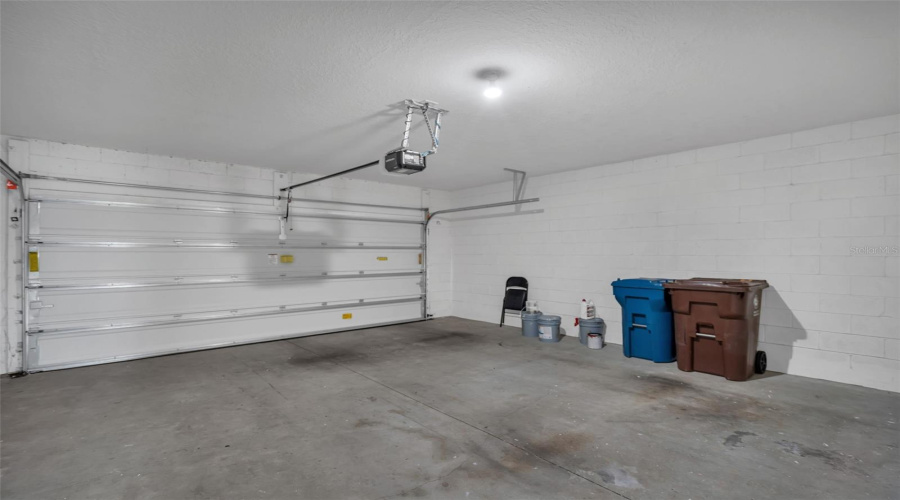 DAVENPORT, Florida 33837, 4 Bedrooms Bedrooms, ,2 BathroomsBathrooms,Residential,For Sale,BROOKLET,0,MFRO6377729