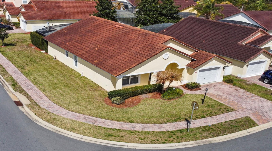 DAVENPORT, Florida 33896, 4 Bedrooms Bedrooms, ,3 BathroomsBathrooms,Residential,For Sale,CARDINAL,0,MFRS5140647