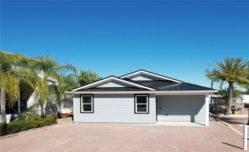 DAVENPORT, Florida 33837, 2 Bedrooms Bedrooms, ,2 BathroomsBathrooms,Residential,For Sale,ST GEORGE,0,MFRO6377258