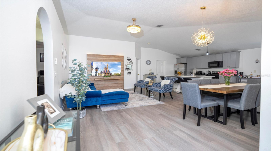 DAVENPORT, Florida 33897, 4 Bedrooms Bedrooms, ,2 BathroomsBathrooms,Residential,For Sale,HIGHWAY 27,0,MFRO6378237