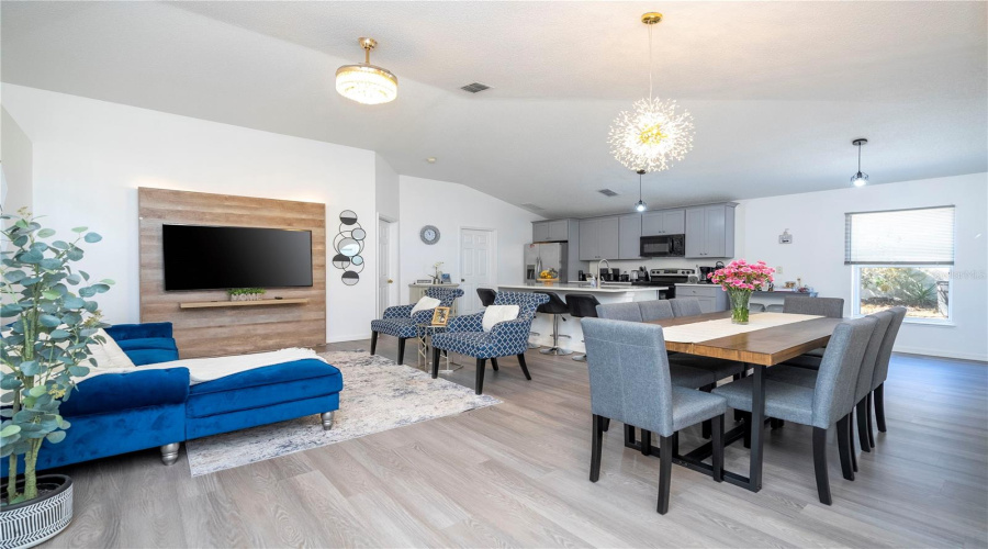 DAVENPORT, Florida 33897, 4 Bedrooms Bedrooms, ,2 BathroomsBathrooms,Residential,For Sale,HIGHWAY 27,0,MFRO6378237