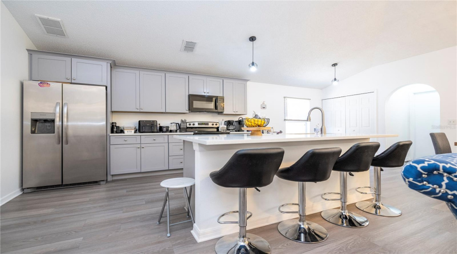 DAVENPORT, Florida 33897, 4 Bedrooms Bedrooms, ,2 BathroomsBathrooms,Residential,For Sale,HIGHWAY 27,0,MFRO6378237