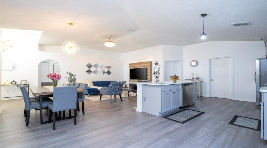 DAVENPORT, Florida 33897, 4 Bedrooms Bedrooms, ,2 BathroomsBathrooms,Residential,For Sale,HIGHWAY 27,0,MFRO6378237