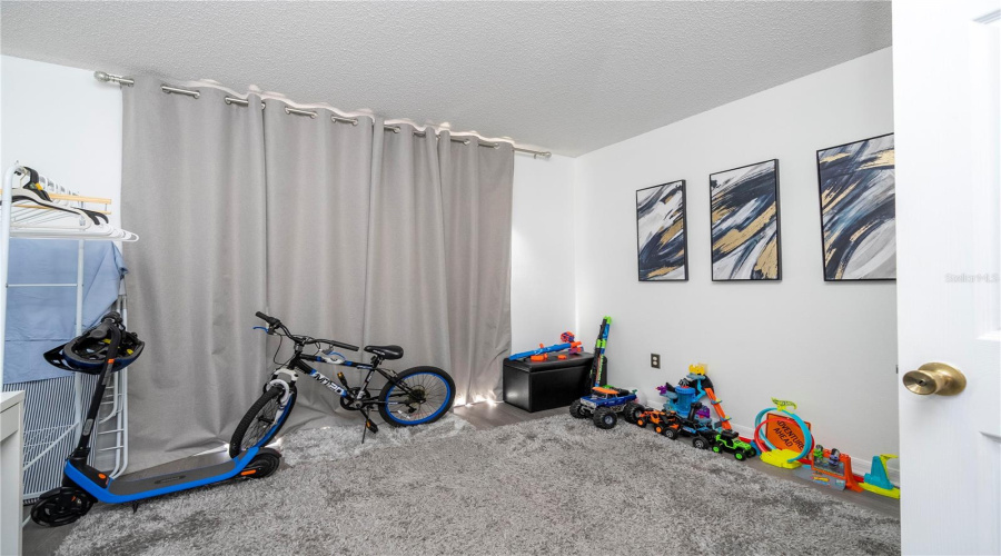 DAVENPORT, Florida 33897, 4 Bedrooms Bedrooms, ,2 BathroomsBathrooms,Residential,For Sale,HIGHWAY 27,0,MFRO6378237