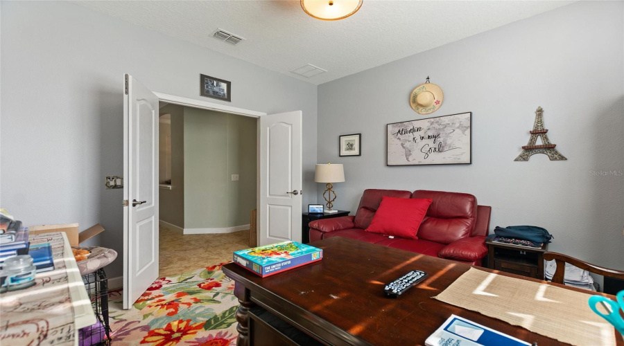 DAVENPORT, Florida 33896, 4 Bedrooms Bedrooms, ,2 BathroomsBathrooms,Residential,For Sale,DOLPHIN HEAD,0,MFRS5142741