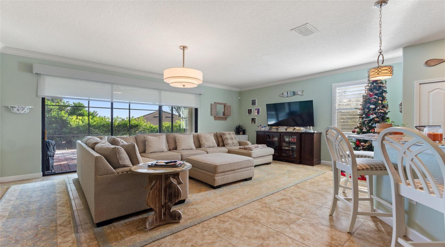 DAVENPORT, Florida 33896, 4 Bedrooms Bedrooms, ,2 BathroomsBathrooms,Residential,For Sale,DOLPHIN HEAD,0,MFRS5142741