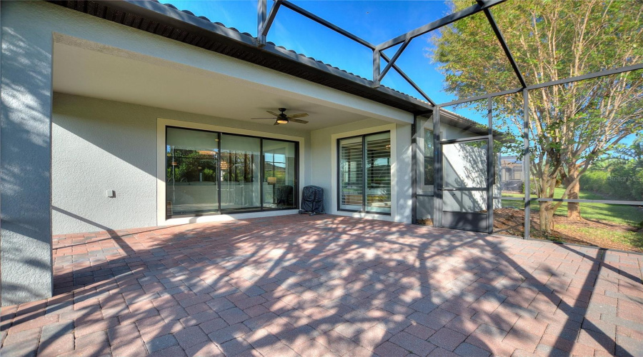 DAVENPORT, Florida 33896, 4 Bedrooms Bedrooms, ,2 BathroomsBathrooms,Residential,For Sale,DOLPHIN HEAD,0,MFRS5142741