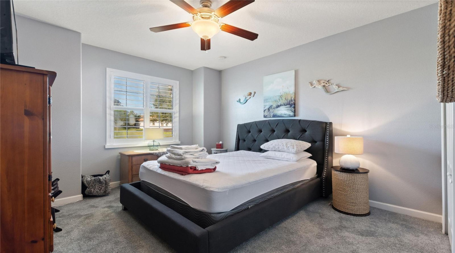 DAVENPORT, Florida 33896, 4 Bedrooms Bedrooms, ,2 BathroomsBathrooms,Residential,For Sale,DOLPHIN HEAD,0,MFRS5142741