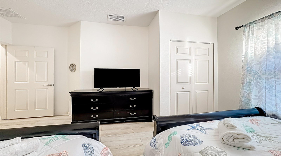 KISSIMMEE, Florida 34747, 3 Bedrooms Bedrooms, ,2 BathroomsBathrooms,Residential,For Sale,SHINE,0,MFRO6377697