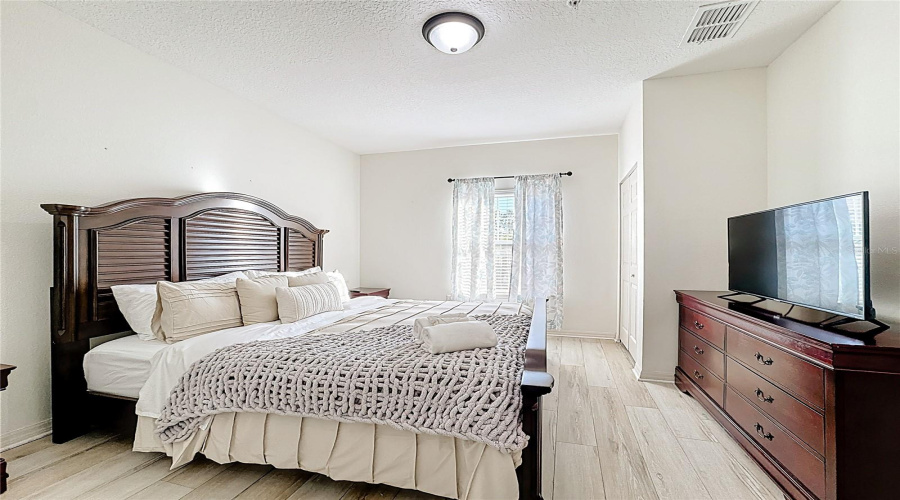 KISSIMMEE, Florida 34747, 3 Bedrooms Bedrooms, ,2 BathroomsBathrooms,Residential,For Sale,SHINE,0,MFRO6377697