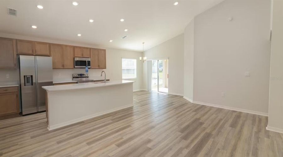 DAVENPORT, Florida 33837, 3 Bedrooms Bedrooms, ,2 BathroomsBathrooms,Residential,For Sale,ASTRID,0,MFRL4957652