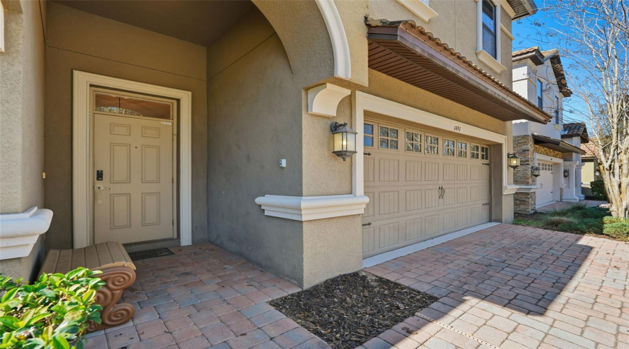 DAVENPORT, Florida 33896, 8 Bedrooms Bedrooms, ,5 BathroomsBathrooms,Residential,For Sale,ROLLING FAIRWAY,0,MFRTB8470717