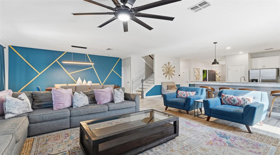 DAVENPORT, Florida 33896, 8 Bedrooms Bedrooms, ,5 BathroomsBathrooms,Residential,For Sale,ROLLING FAIRWAY,0,MFRTB8470717