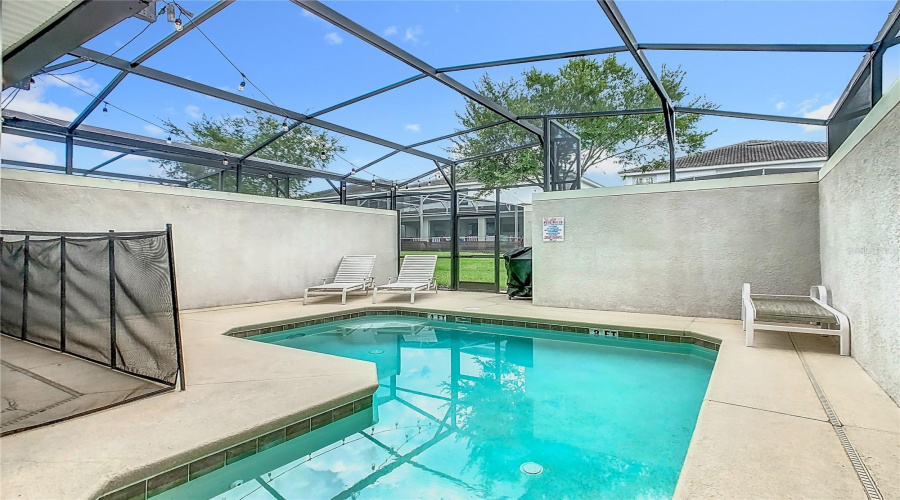 DAVENPORT, Florida 33896, 4 Bedrooms Bedrooms, ,3 BathroomsBathrooms,Residential,For Sale,DOGLEG,0,MFRO6328880