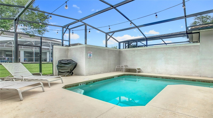 DAVENPORT, Florida 33896, 4 Bedrooms Bedrooms, ,3 BathroomsBathrooms,Residential,For Sale,DOGLEG,0,MFRO6328880