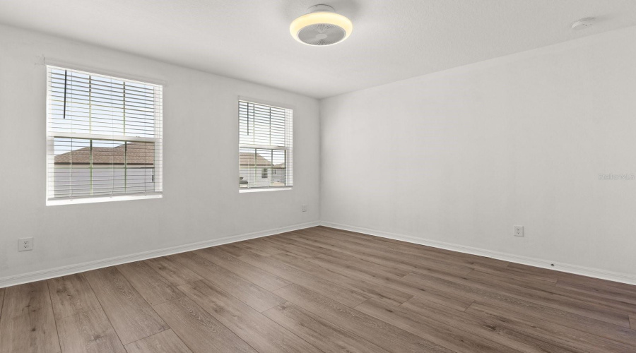 DAVENPORT, Florida 33896, 5 Bedrooms Bedrooms, ,4 BathroomsBathrooms,Residential,For Sale,DERWENT,0,MFRO6374924