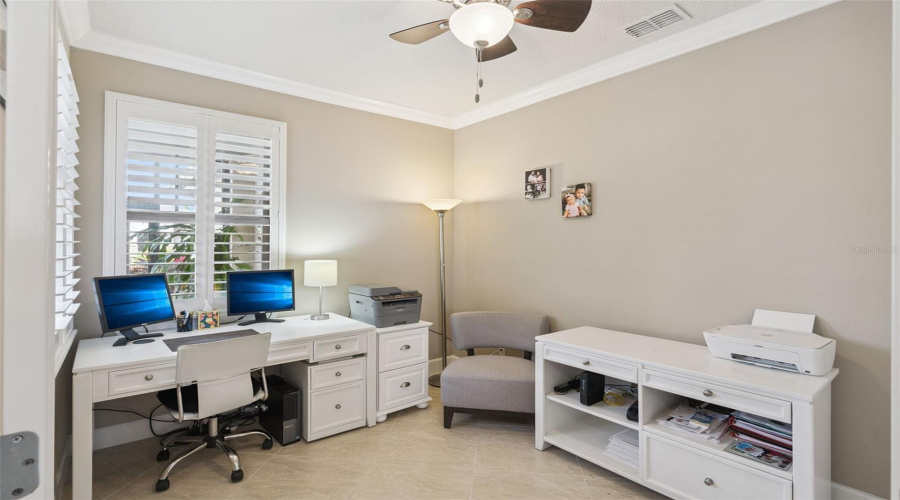 DAVENPORT, Florida 33837, 2 Bedrooms Bedrooms, ,2 BathroomsBathrooms,Residential,For Sale,TOLDEDO,0,MFRO6378386