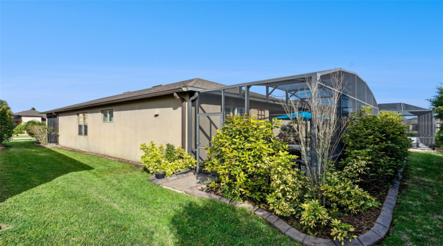 DAVENPORT, Florida 33837, 2 Bedrooms Bedrooms, ,2 BathroomsBathrooms,Residential,For Sale,TOLDEDO,0,MFRO6378386