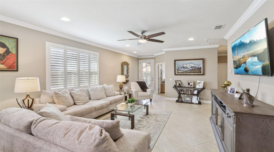 DAVENPORT, Florida 33837, 2 Bedrooms Bedrooms, ,2 BathroomsBathrooms,Residential,For Sale,TOLDEDO,0,MFRO6378386