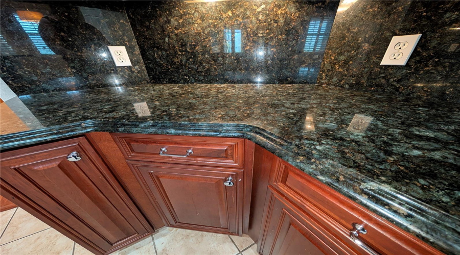 KISSIMMEE, Florida 34746, 3 Bedrooms Bedrooms, ,3 BathroomsBathrooms,Residential,For Sale,SHOREWOOD,0,MFRO6319449