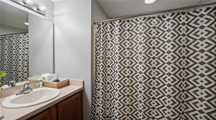 DAVENPORT, Florida 33837, 4 Bedrooms Bedrooms, ,3 BathroomsBathrooms,Residential,For Sale,PALOMA,0,MFRO6377895