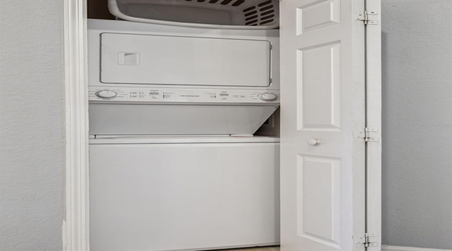 DAVENPORT, Florida 33897, 3 Bedrooms Bedrooms, ,2 BathroomsBathrooms,Residential,For Sale,NEW PROVIDENCE PROMENADE,0,MFRS5142819