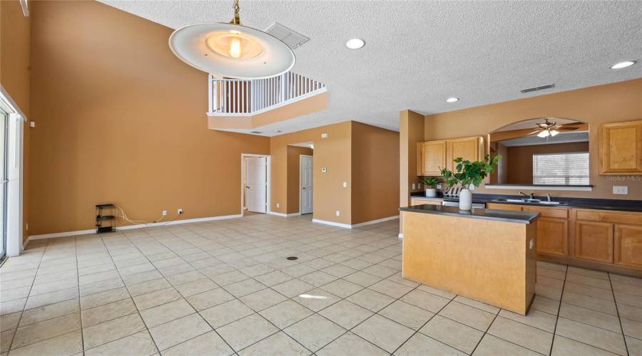KISSIMMEE, Florida 34746, 6 Bedrooms Bedrooms, ,5 BathroomsBathrooms,Residential,For Sale,MADIERA BEACH,0,MFRS5142833