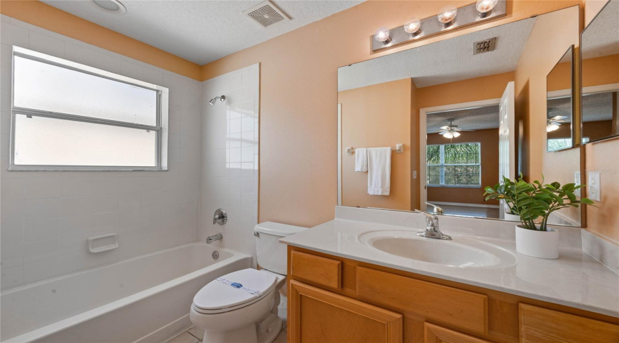 KISSIMMEE, Florida 34746, 6 Bedrooms Bedrooms, ,5 BathroomsBathrooms,Residential,For Sale,MADIERA BEACH,0,MFRS5142833