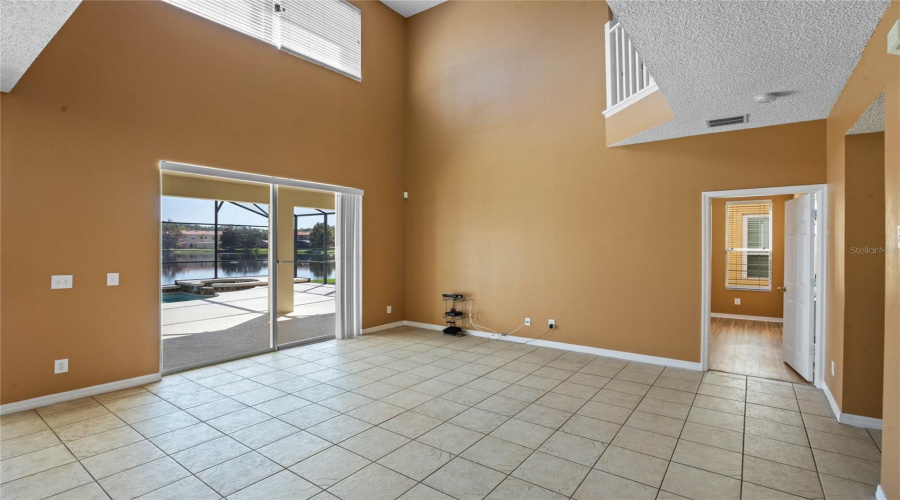 KISSIMMEE, Florida 34746, 6 Bedrooms Bedrooms, ,5 BathroomsBathrooms,Residential,For Sale,MADIERA BEACH,0,MFRS5142833